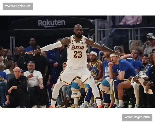 火箭对决湖人西部豪门正面碰撞詹姆斯与休城新势力之战引爆今夜焦点